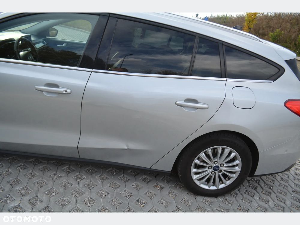 Ford Focus - 20