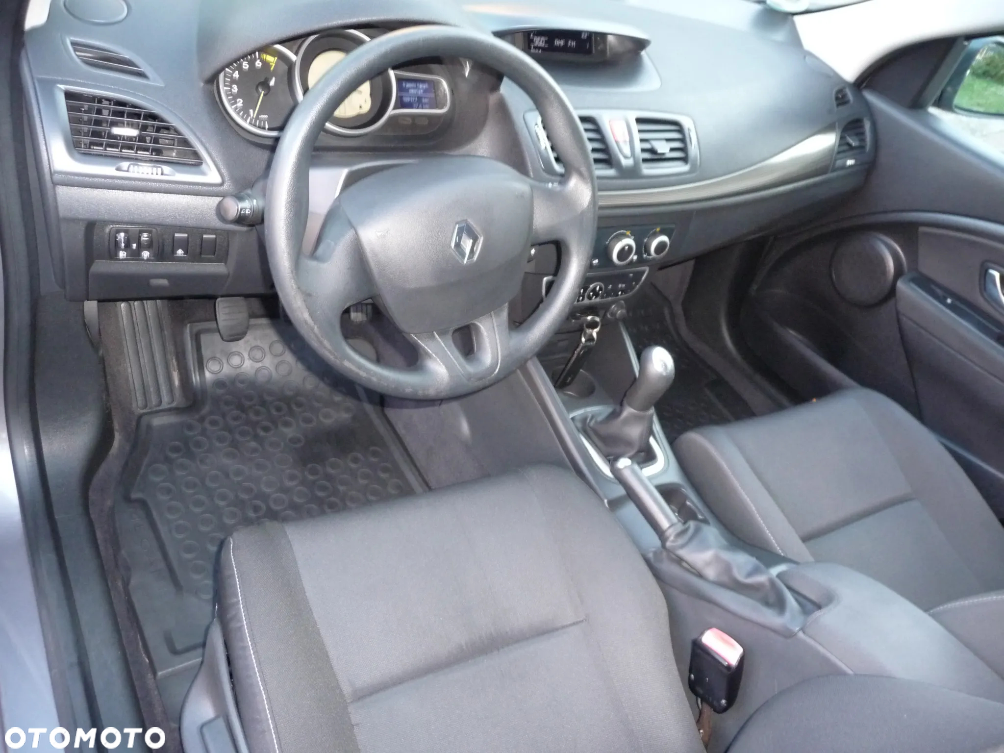 Renault Megane 1.6 16V 100 Expression - 4