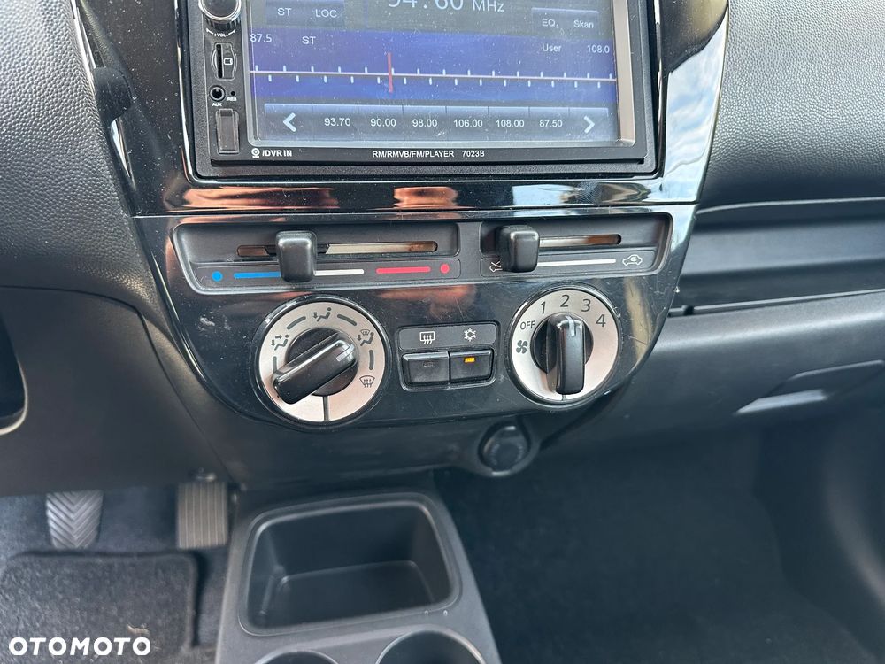 Mitsubishi Space Star - 14