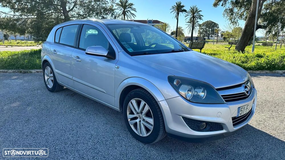 Opel Astra - 1