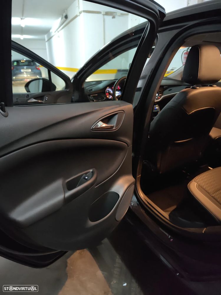 Opel Astra 1.4 T Dynamic S/S 5PB / 5PC - 10