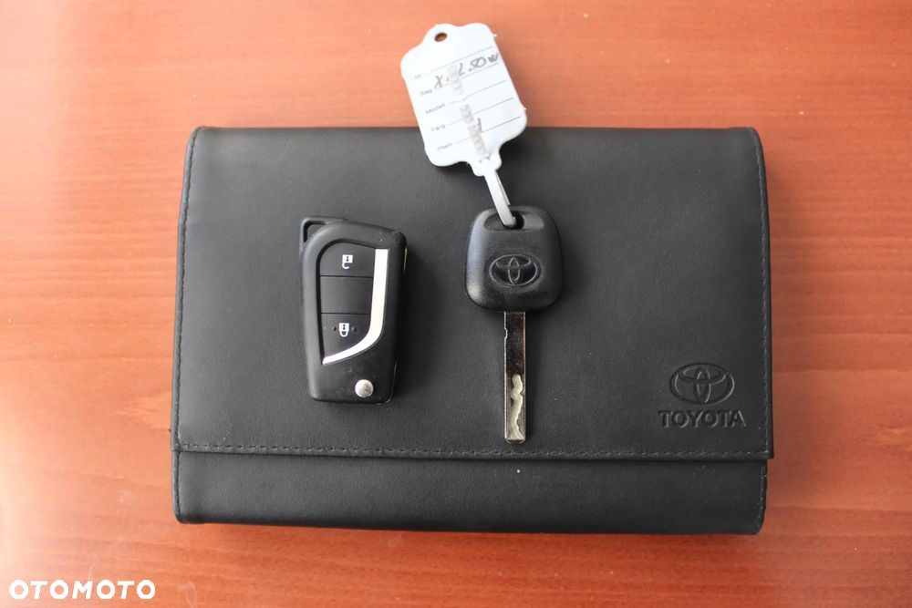 Toyota Yaris - 31