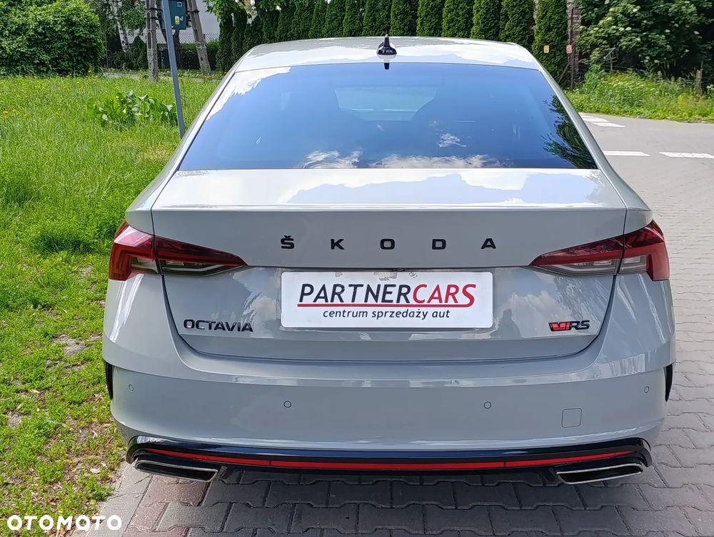 Skoda Octavia 2.0 TSI RS 245 DSG - 9