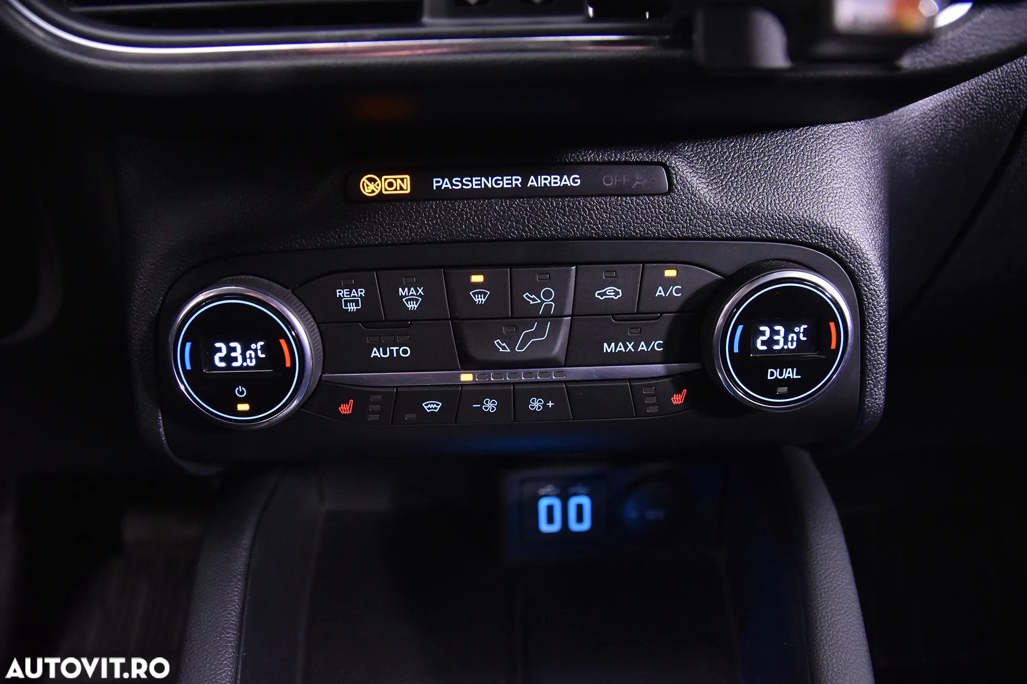 Ford Kuga - 18