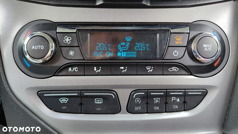 Ford Focus 1.0 EcoBoost Titanium - 13