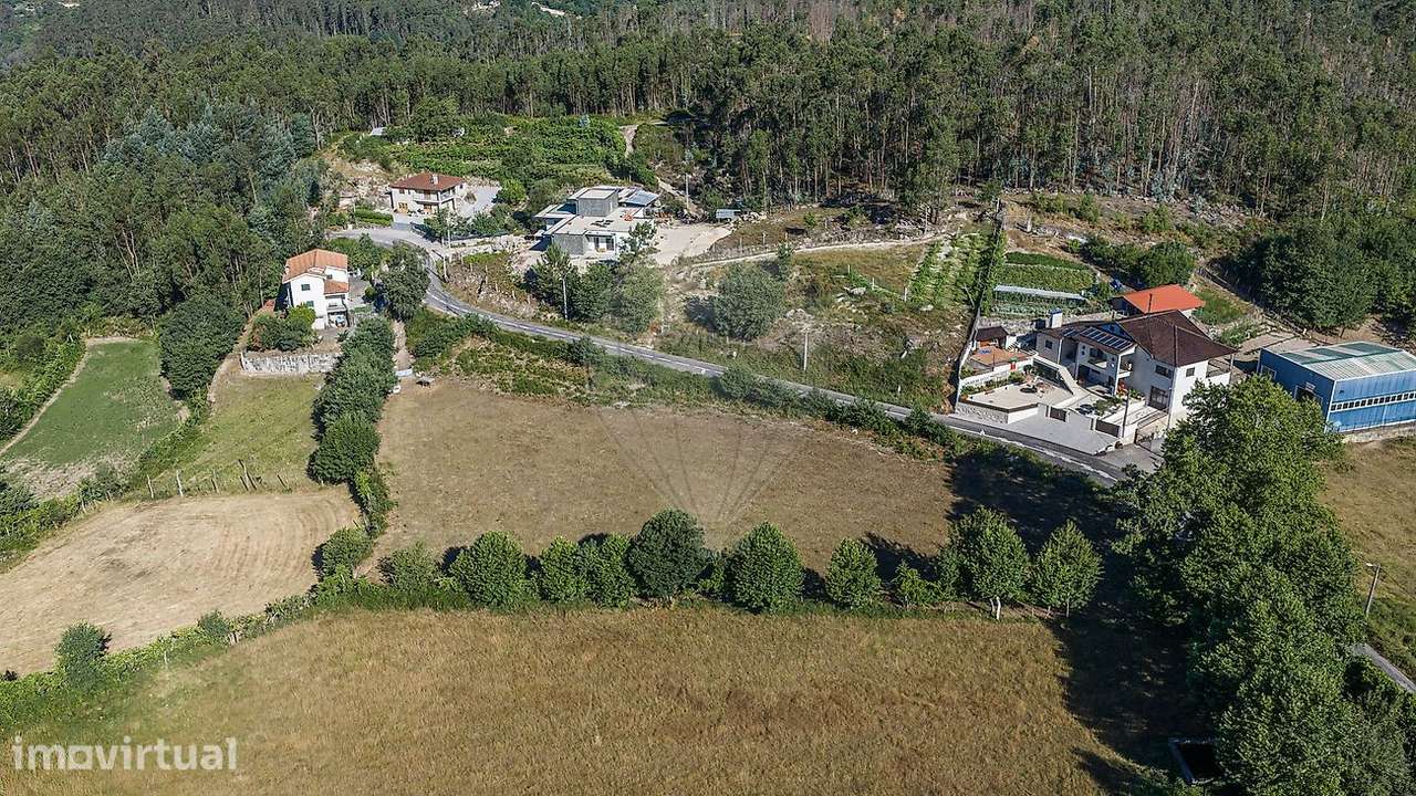 Terreno para construção com 4300m2, em Rossas, Vieira do Minho! - Grande imagem: 2/11
