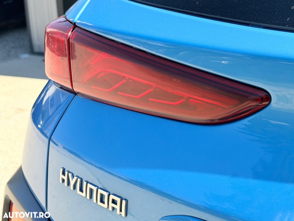 Hyundai KONA 1.6 T-GDI 4WD Aut. Premium - 30