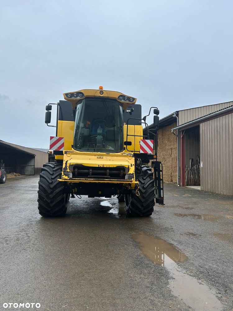 New Holland CSX 7070 - 3