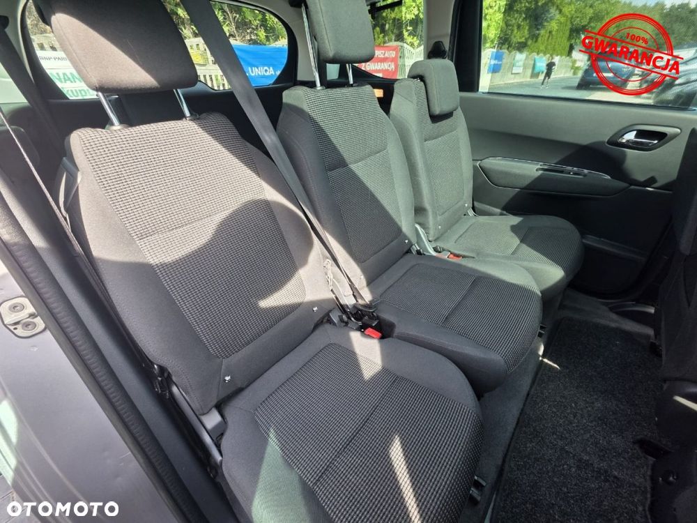 Peugeot 5008 - 24