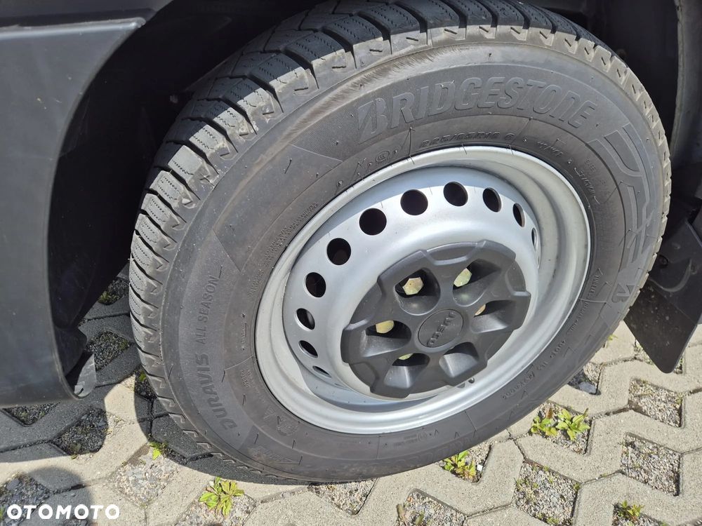 Iveco Daily | 35S12 | HI-MATIC Automat | Nagwigacja | Skrzynka | Niski Przebieg | Ideał - 18