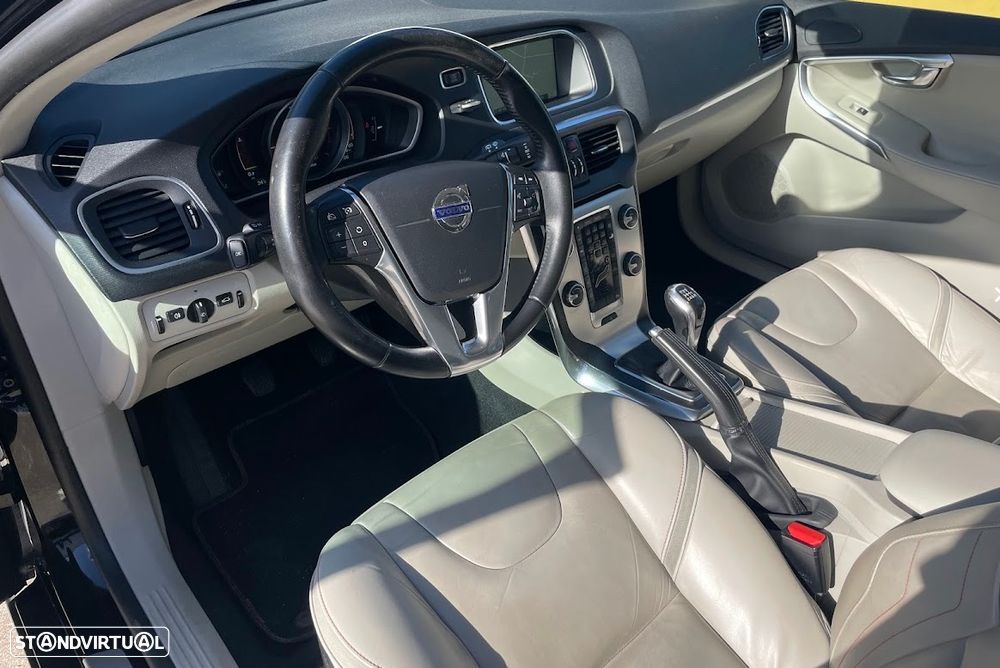Volvo V40 2.0 D2 Volvo Ocean Race - 10