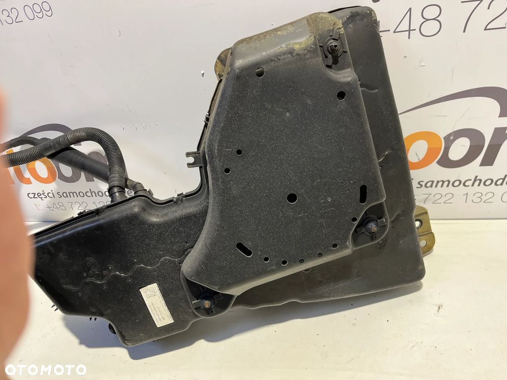 Volkswagen Tiguan II Zbiornik płynu AdBlue 5QF131877 2016R - 6