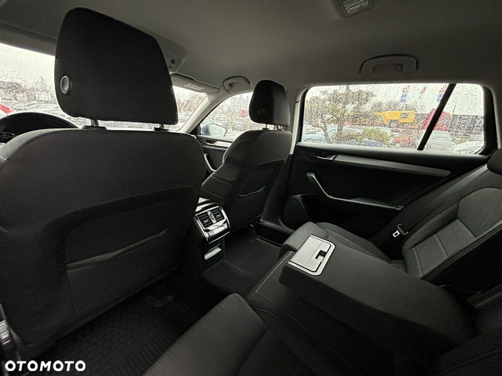 Skoda Superb 2.0 TDI Ambition DSG7 - 10