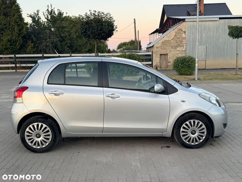 Toyota Yaris 1.33 Sol - 9
