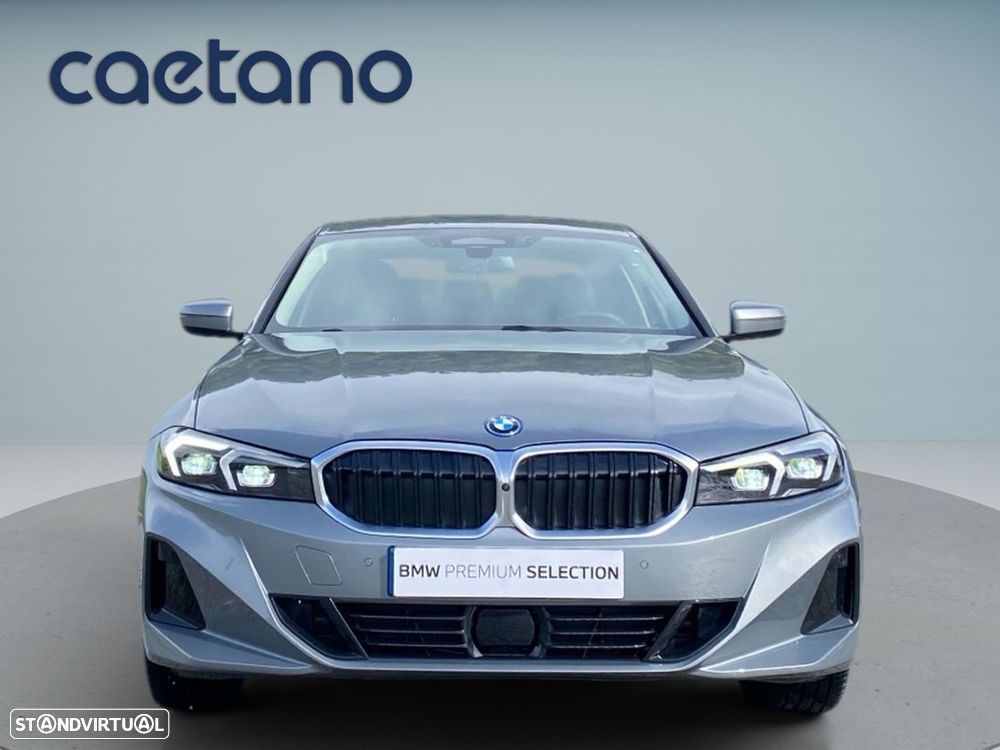 BMW 330 e Auto - 29