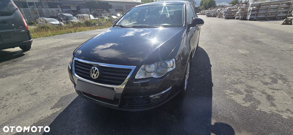 Volkswagen Passat 1.4 TSI Comfortline - 1