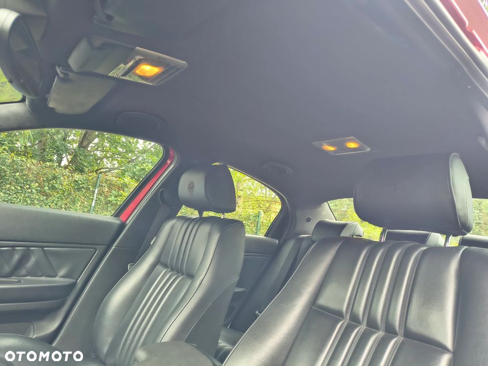 Alfa Romeo 159 3.2 JTS V6 24V Q4 Q-Tronic Distinctive - 7