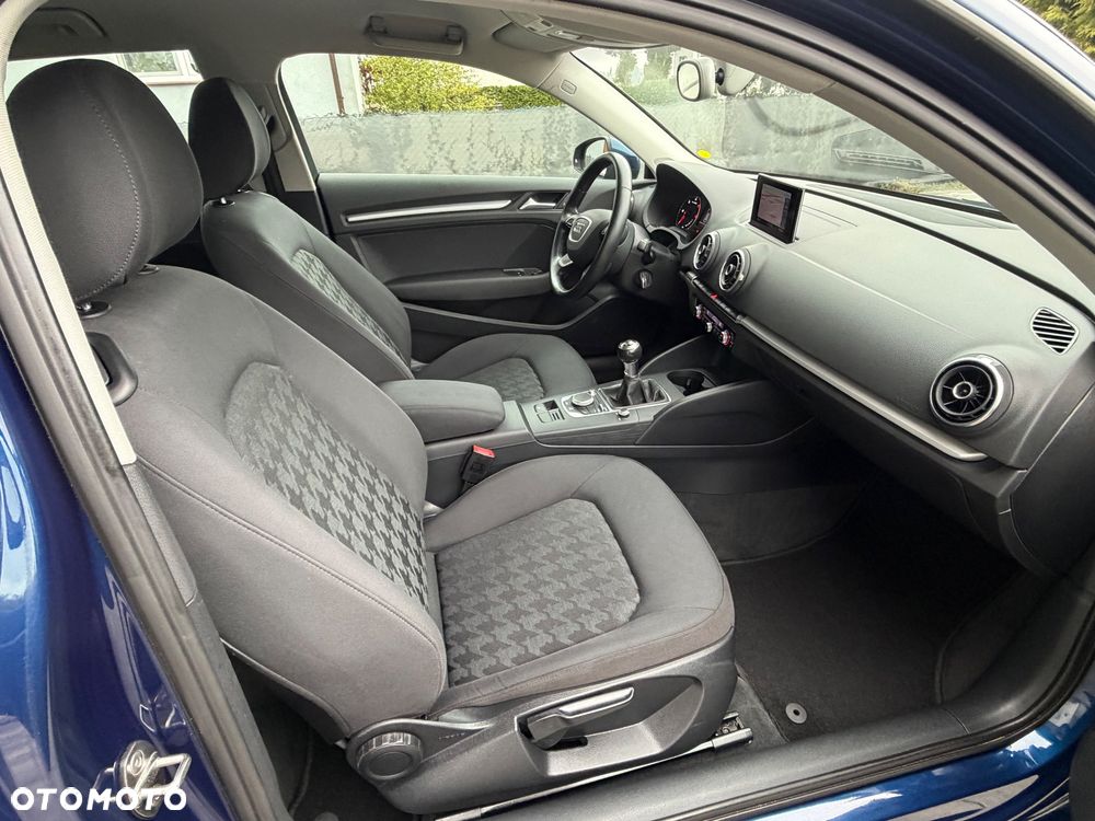 Audi A3 3-drzwiowe 1.6 TDI design - 14