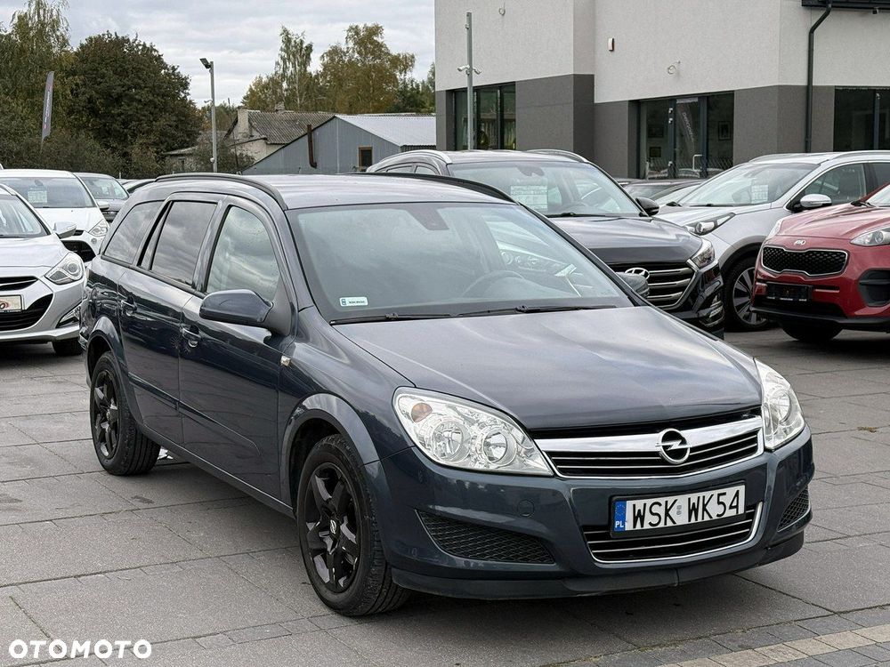 Opel Astra 1.6 Sports Tourer Design Edition - 3