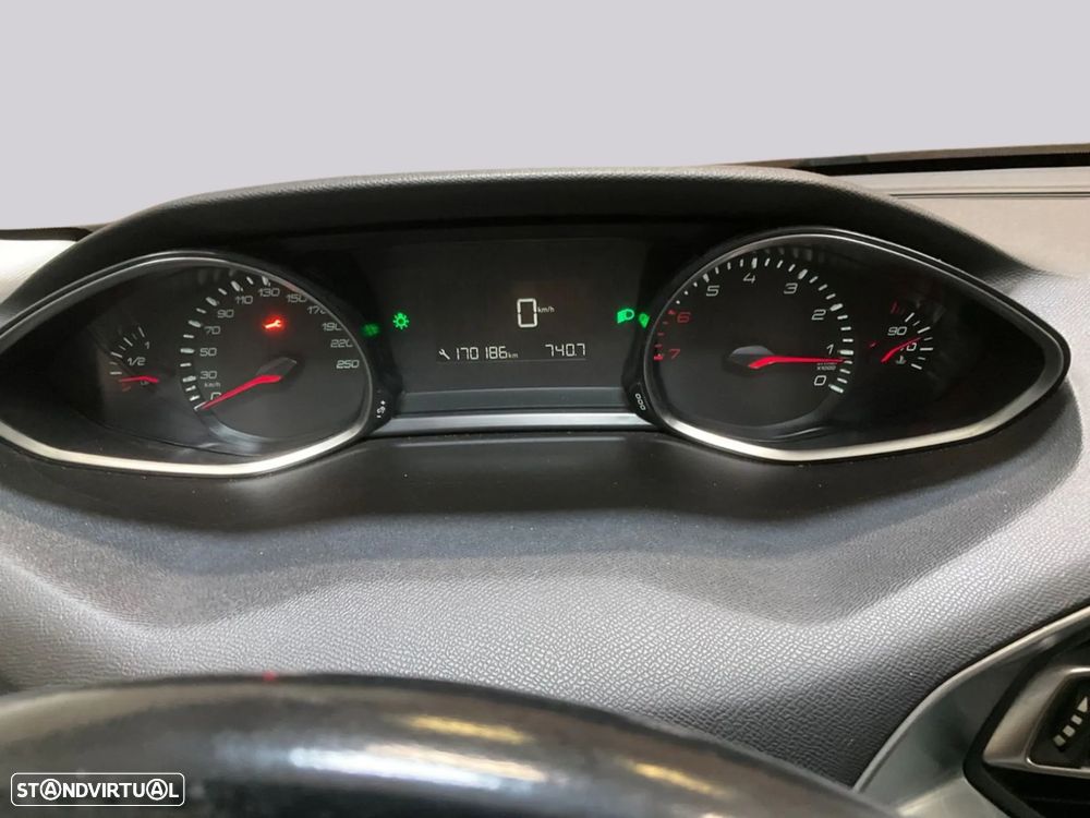 Peugeot 308 1.2 PureTech Style - 3