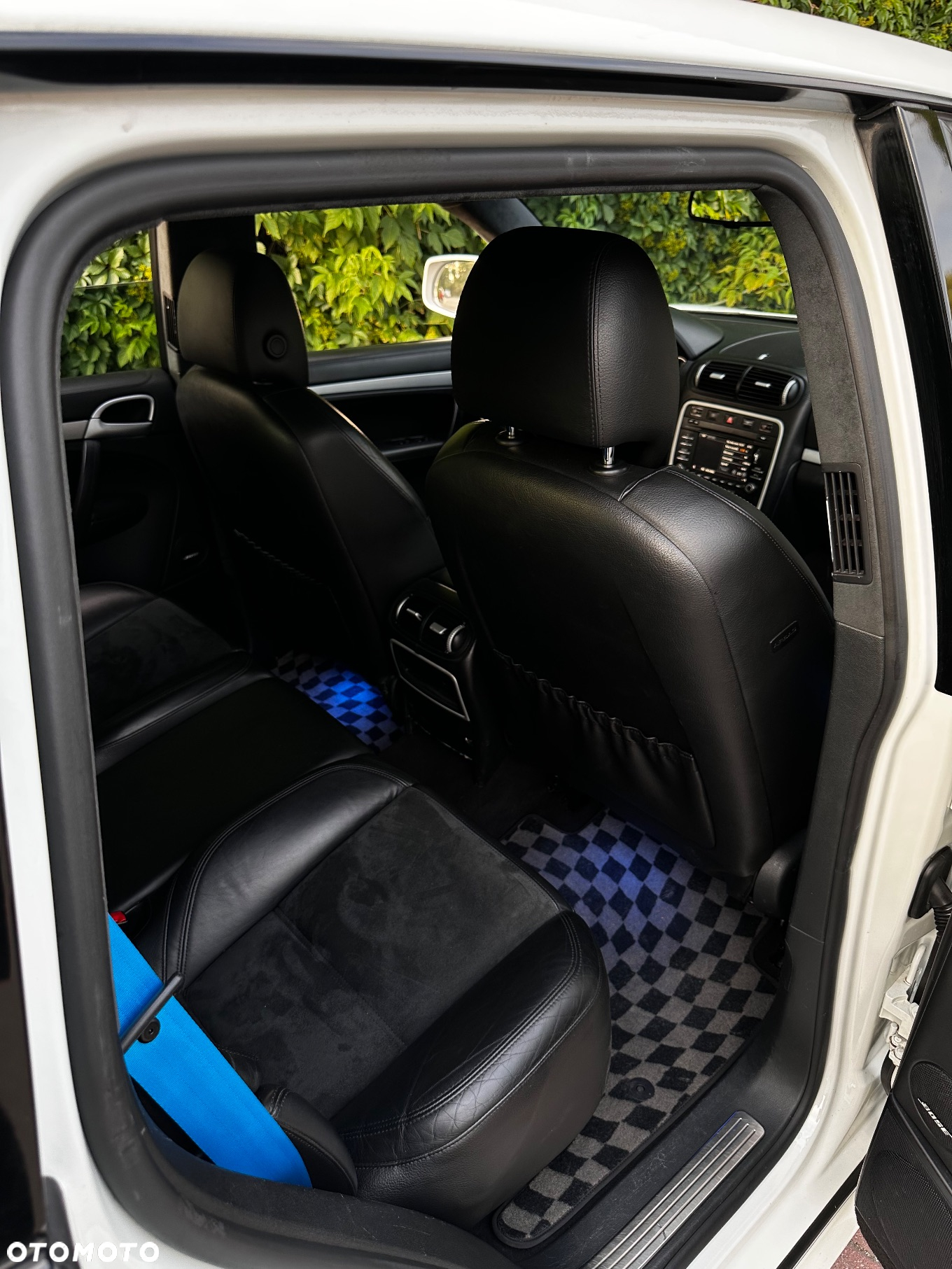 Porsche Cayenne Tiptronic S GTS - 12