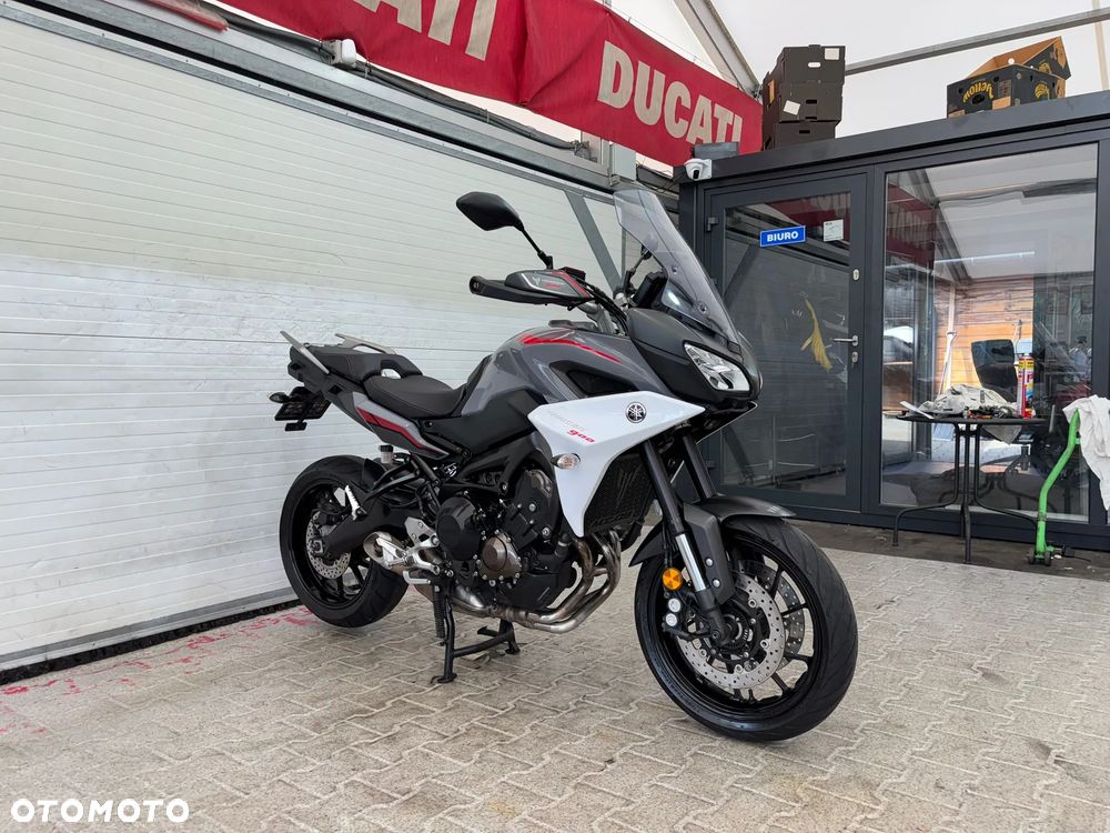Yamaha MT - 15