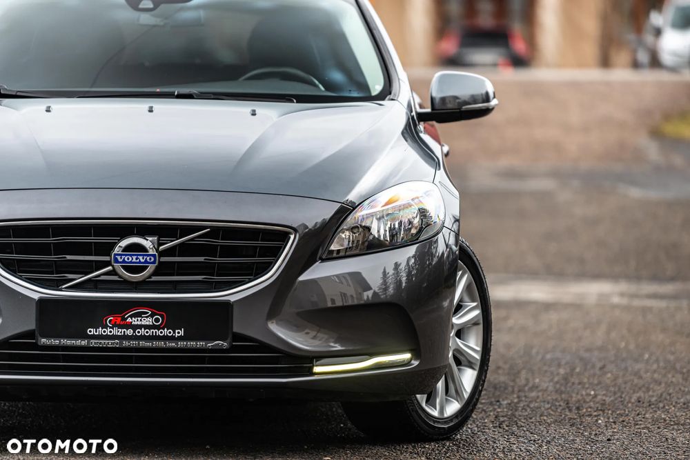 Volvo V40 D2 Momentum - 11