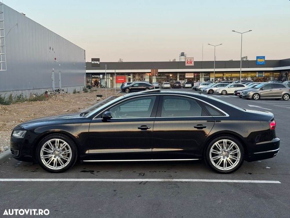 Audi A8 - 2