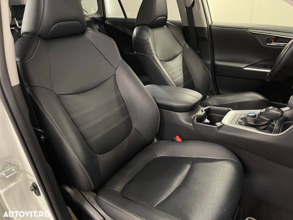 Toyota RAV4 2.5 4x4 Hybrid Lounge - 10