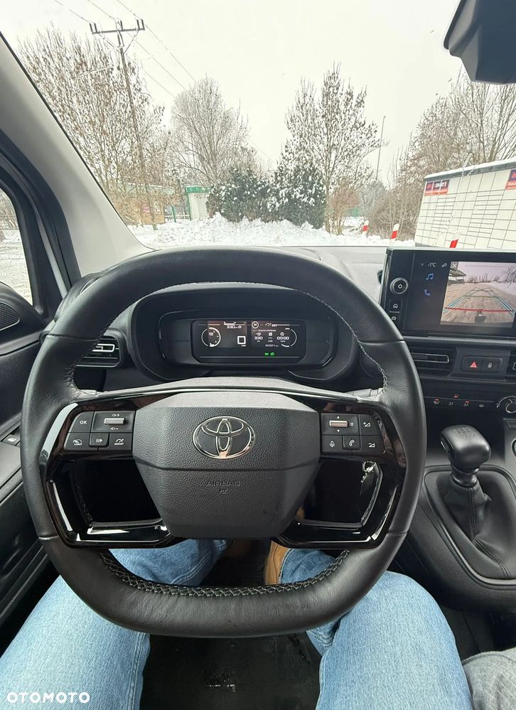 Toyota Pro Ace City - 10