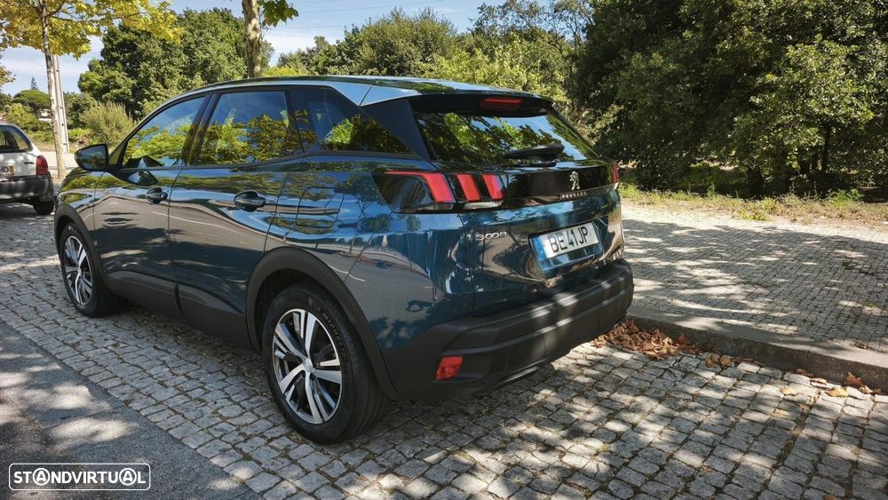 Peugeot 3008 1.6 Hybrid Allure Pack e-EAT8 - 4