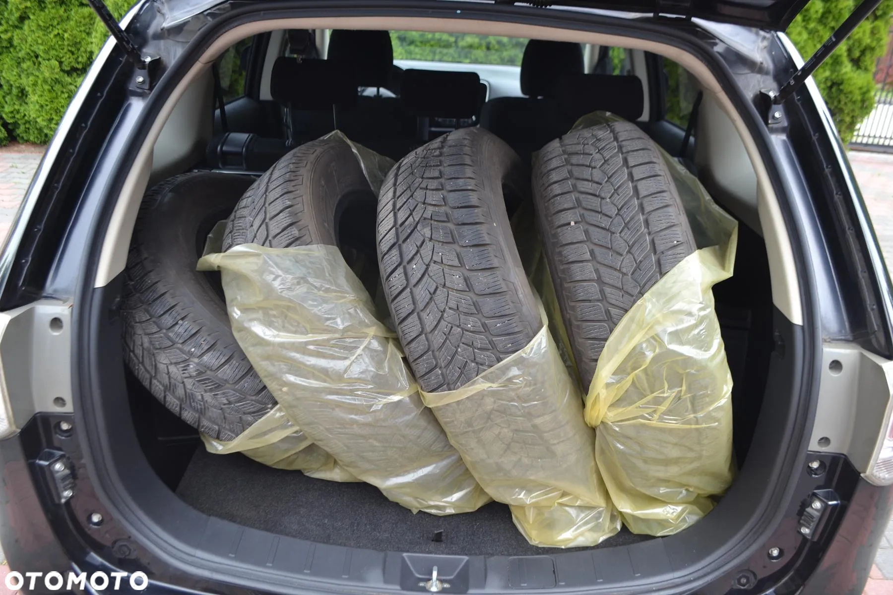 Mitsubishi Outlander 2.0 Intense 2WD - 12