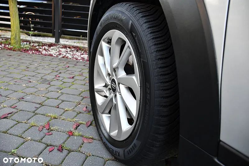 Hyundai Tucson 1.6 GDI BlueDrive Style 2WD - 32