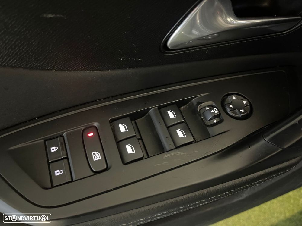 Peugeot 308 SW 1.5 BlueHDi Business Line - 29