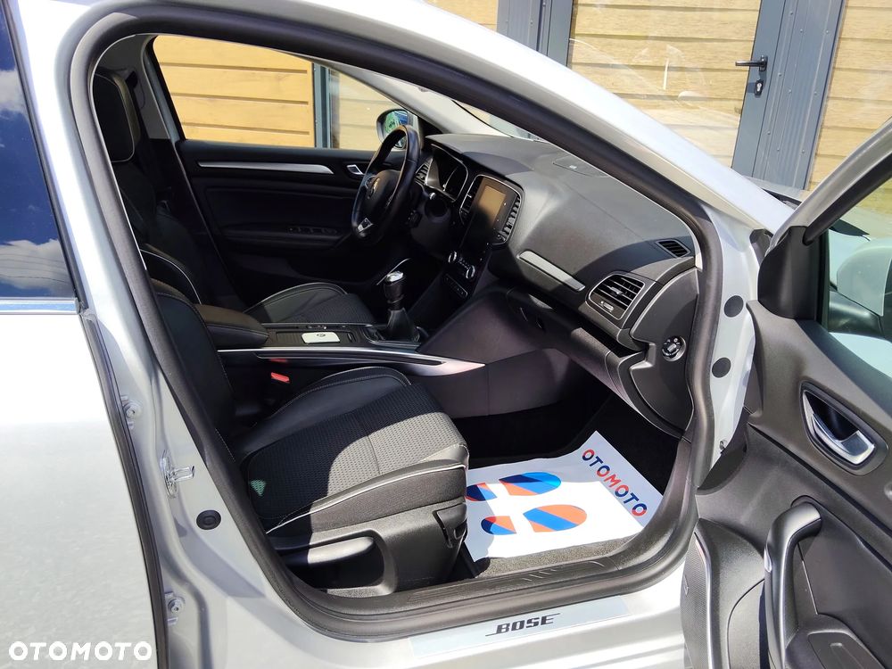 Renault Megane TCe 160 GPF BOSE EDITION - 25
