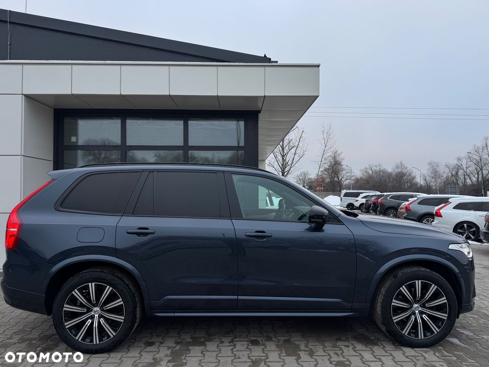 Volvo XC 90 B5 D AWD Ultimate Dark - 2