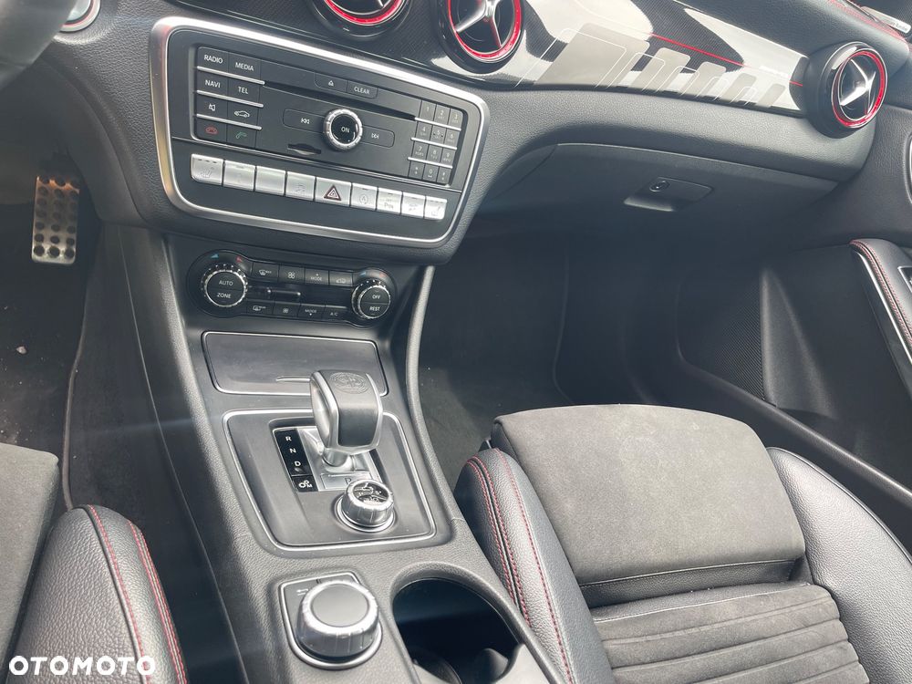Mercedes-Benz CLA - 9