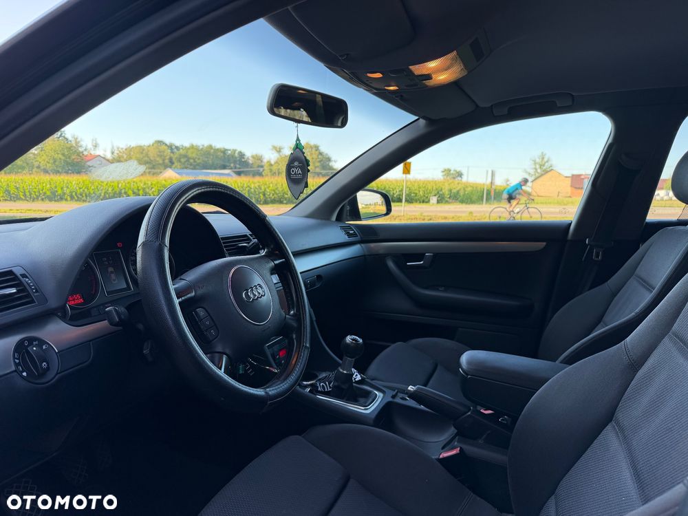 Audi A4 Avant 1.8T - 7