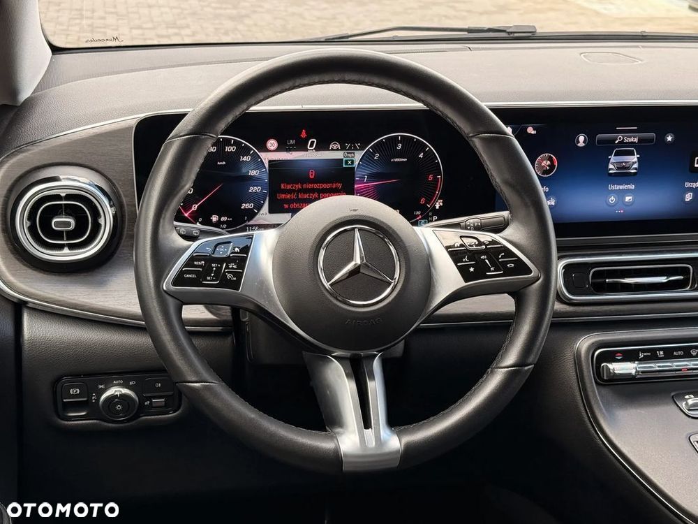 Mercedes-Benz Klasa V 300 d extralang 4Matic 9G-TRONIC Avantgarde - 10