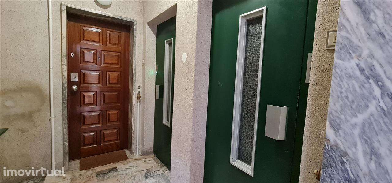 Apartamento em Sintra, Rio de Mouro - Grande imagem: 2/16