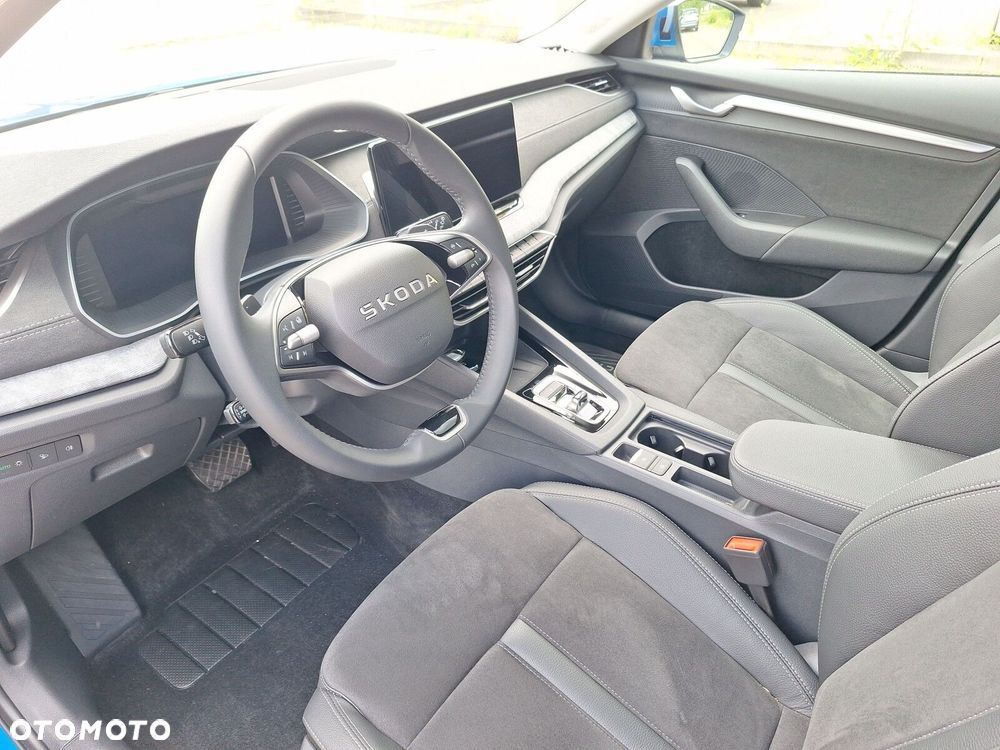 Skoda Octavia 1.5 TSI mHEV Drive Selection DSG - 10