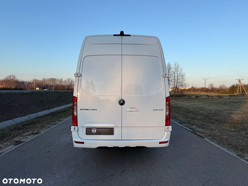 Mercedes-Benz Sprinter 517 - 10
