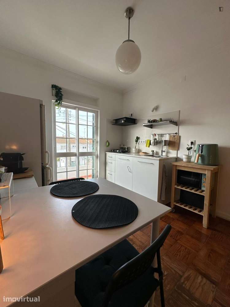 Quarto - localizado em Carcavelos Lisbon - Grande imagem: 2/17