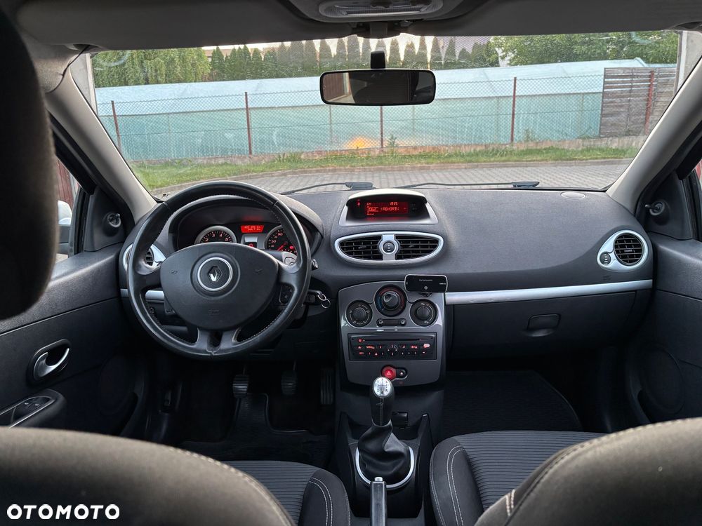 Renault Clio 1.2 16V TCE Alize Euro5 - 11