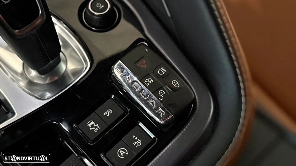 Jaguar F-Type P300 Aut. R-Dynamic - 40