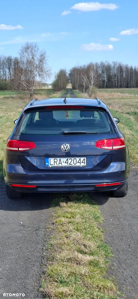Volkswagen Passat 2.0 TDI (BlueMotion Technology) Comfortline - 3