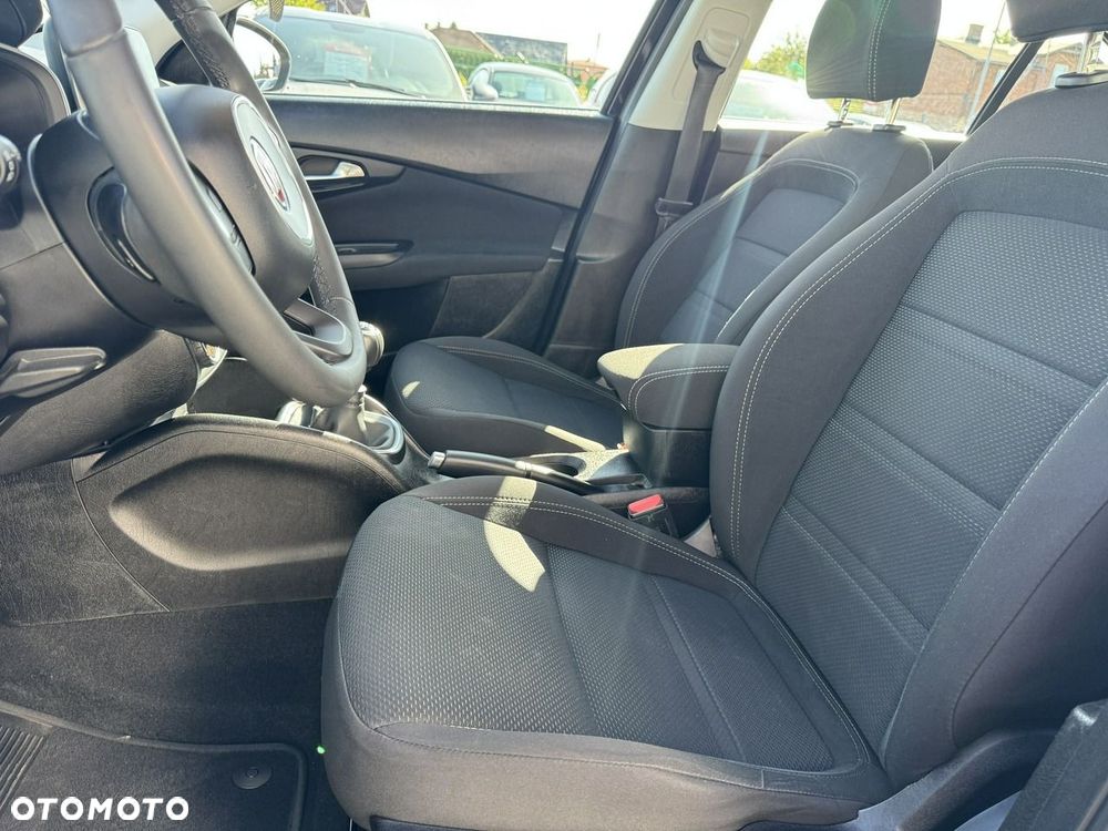 Fiat Tipo 1.4 T-Jet 16v Lounge - 21