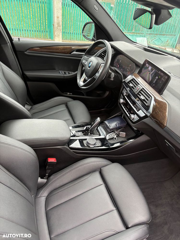 BMW X3 2021 — imagine 7