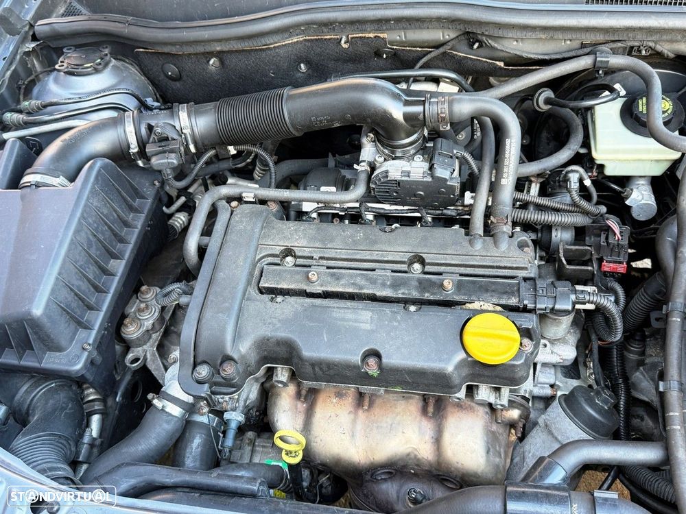 Opel Astra 1.4 Enjoy - 20