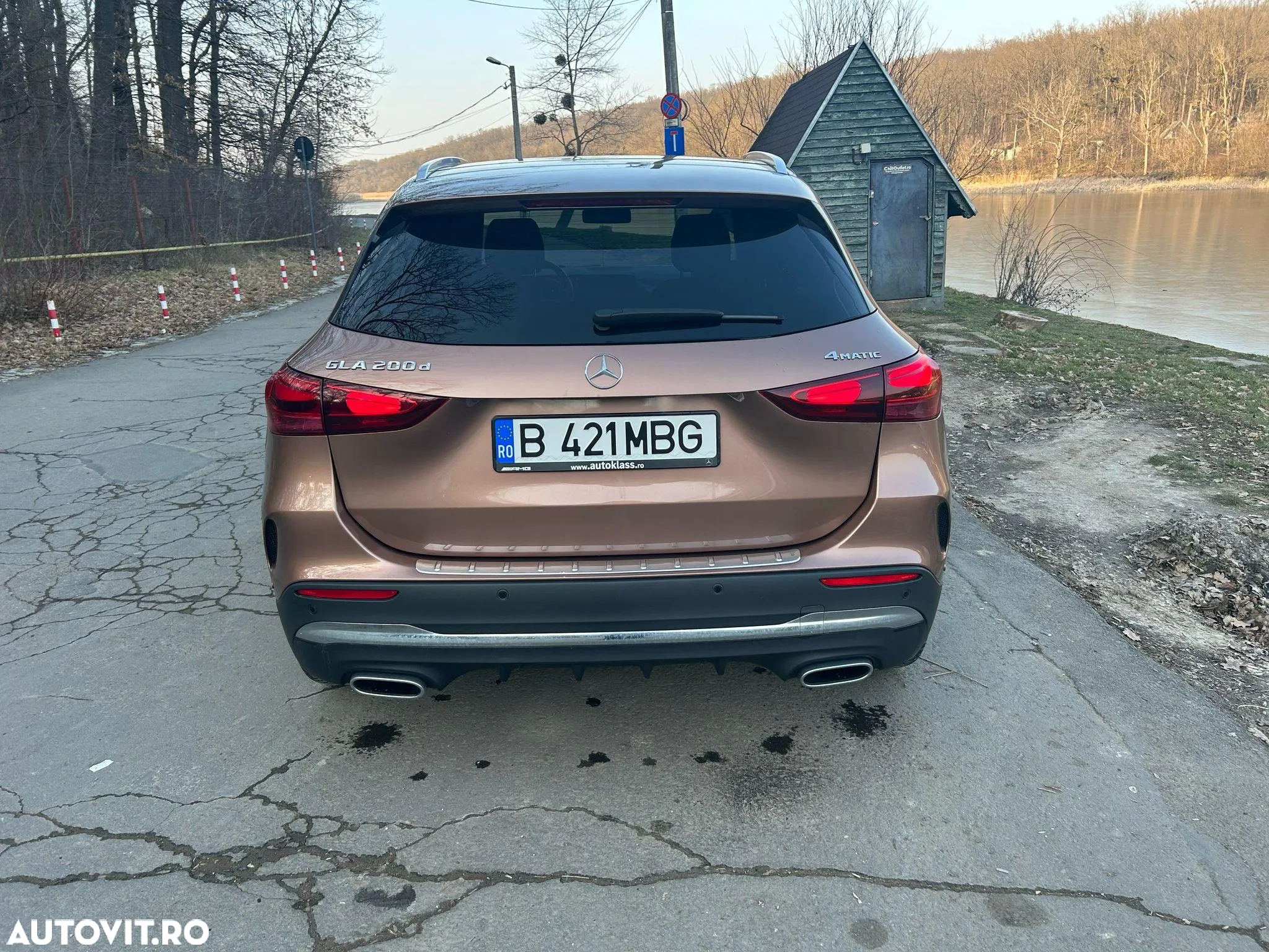 Mercedes-Benz GLA 200 d 4MATIC Aut. - 10